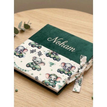 Tissu coton “Voiture de Course Elephant” – Motif petits éléphants pilotes vintage – Certifié Oeko-Tex®