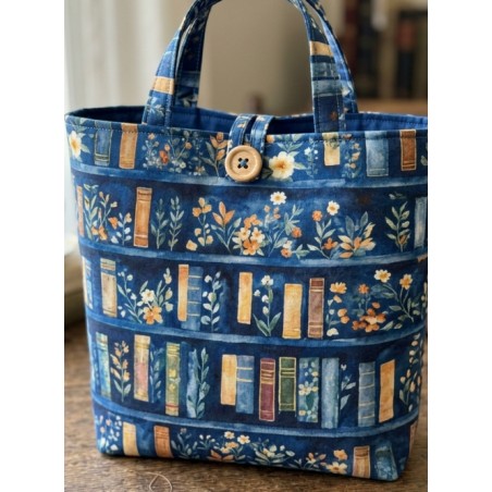 Tissu coton imprimé Livres & Fleurs Bleu - Certifié Oeko-Tex®